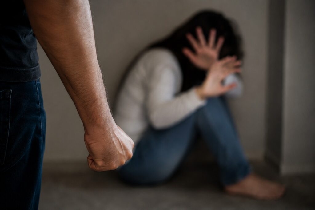 Violência contra a mulher cresce no Brasil e evidencia falhas na proteção às vítimas