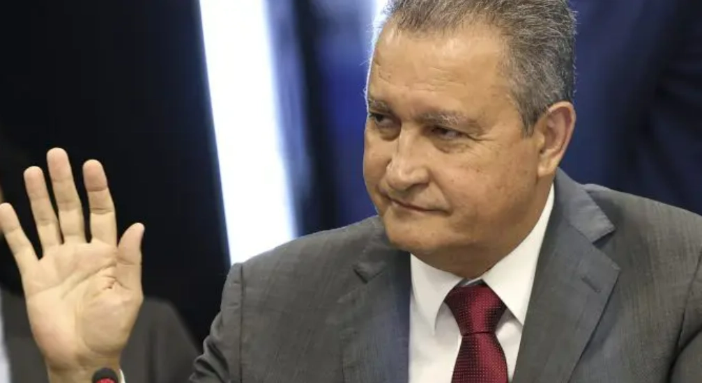 Ex-ministros do governo Lula terão quarentena remunerada durante campanha eleitoral